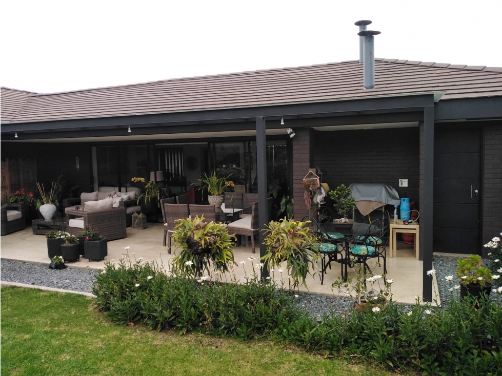 Hermosa casa de 1 nivel, Alto de Las Palmas, Escuela de Ingenieros — foto 4
