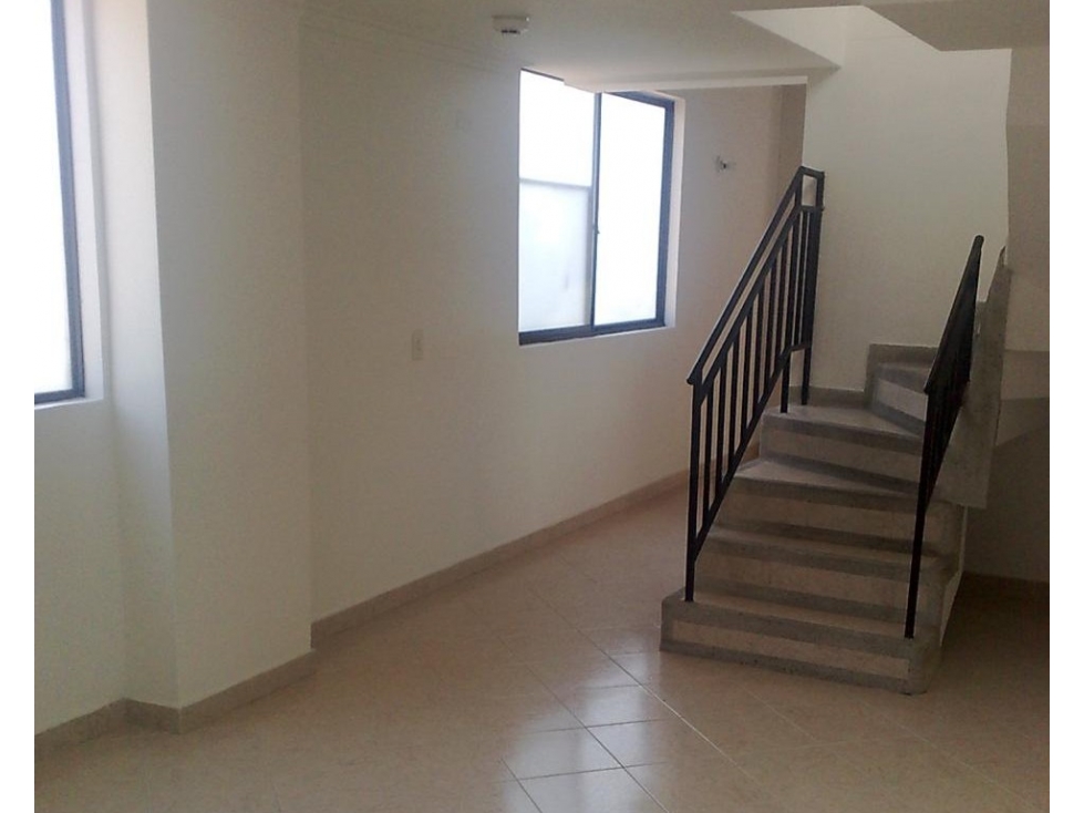 Amplio Dúplex en venta, barrio el Portal - Envigado — foto 6