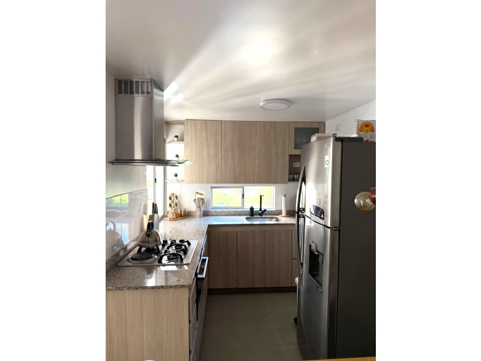 VENDO APARTAMENTO EN BELEN - LOMA DE LOS BERNAL — foto 3