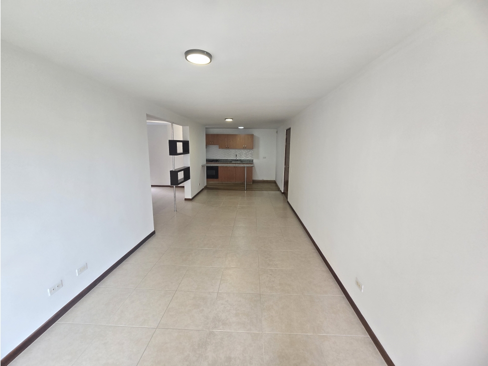 ARRIENDO APARTAMENTO EN POBLADO - CASTROPOL