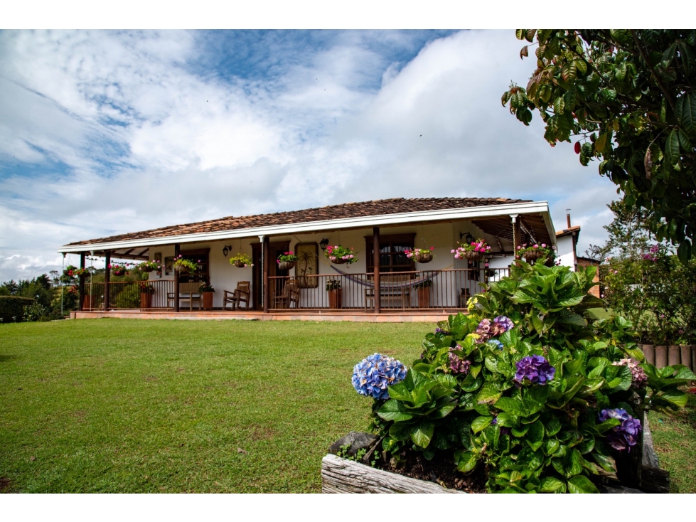 Venta Finca Amoblada en San Pedro de los Milagros