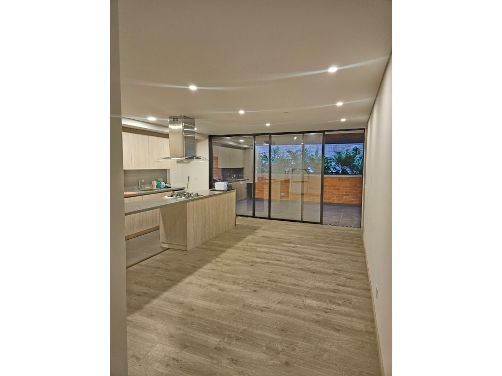 Renta - Apartamento El Poblado, Sector Las Palmas — foto 3