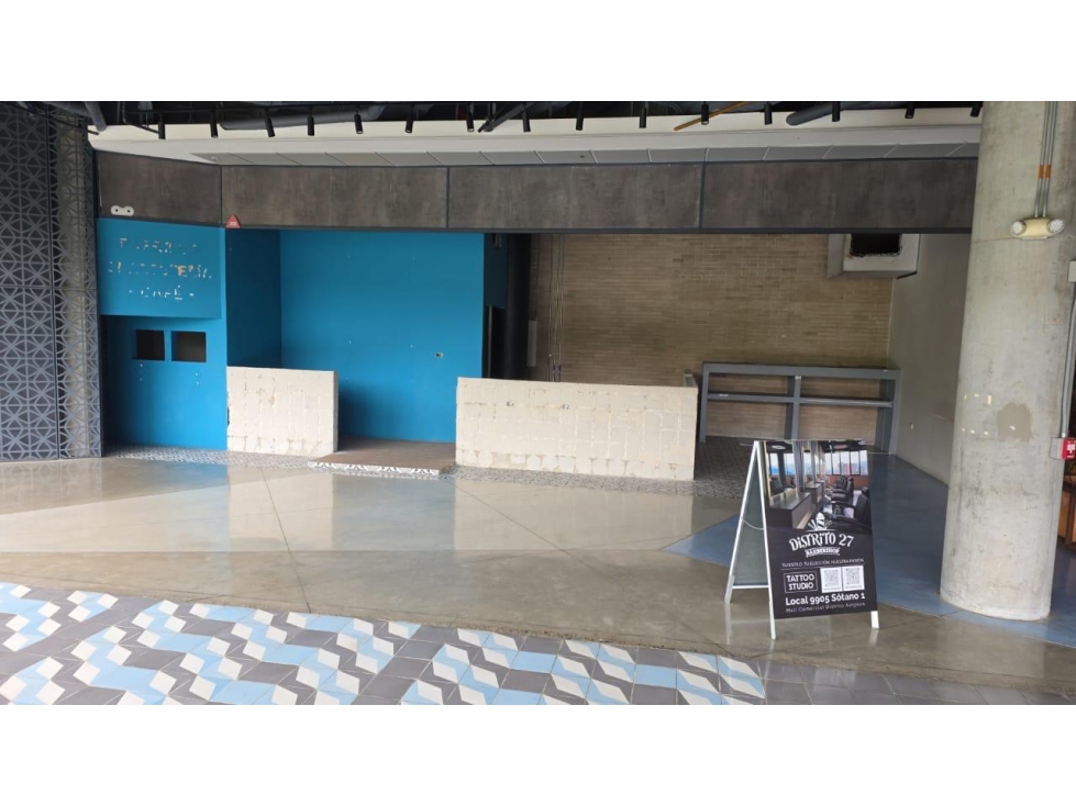 Venta de local en Distrito Avignon - Envigado