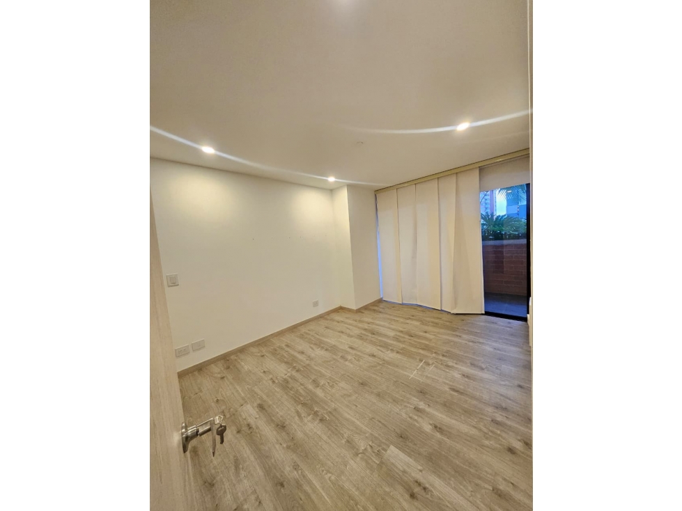 Renta - Apartamento El Poblado, Sector Las Palmas — foto 5