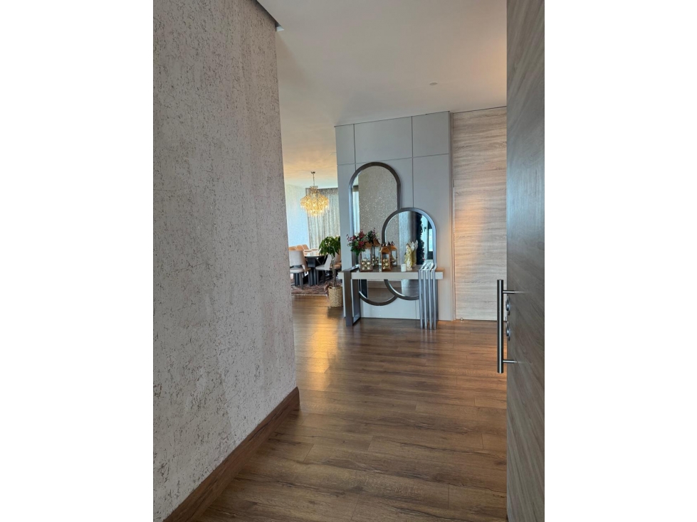 Venta Apartamento de Lujo, El Poblado, Medellín - 1