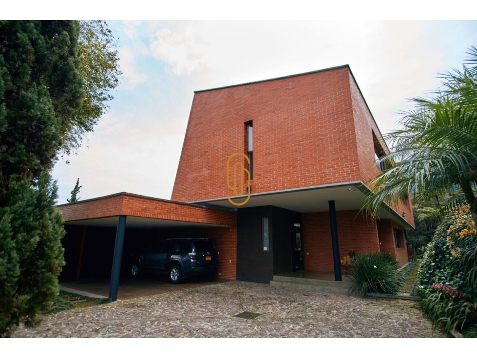 Venta Casa unidad cerrada Alto de Las Palmas