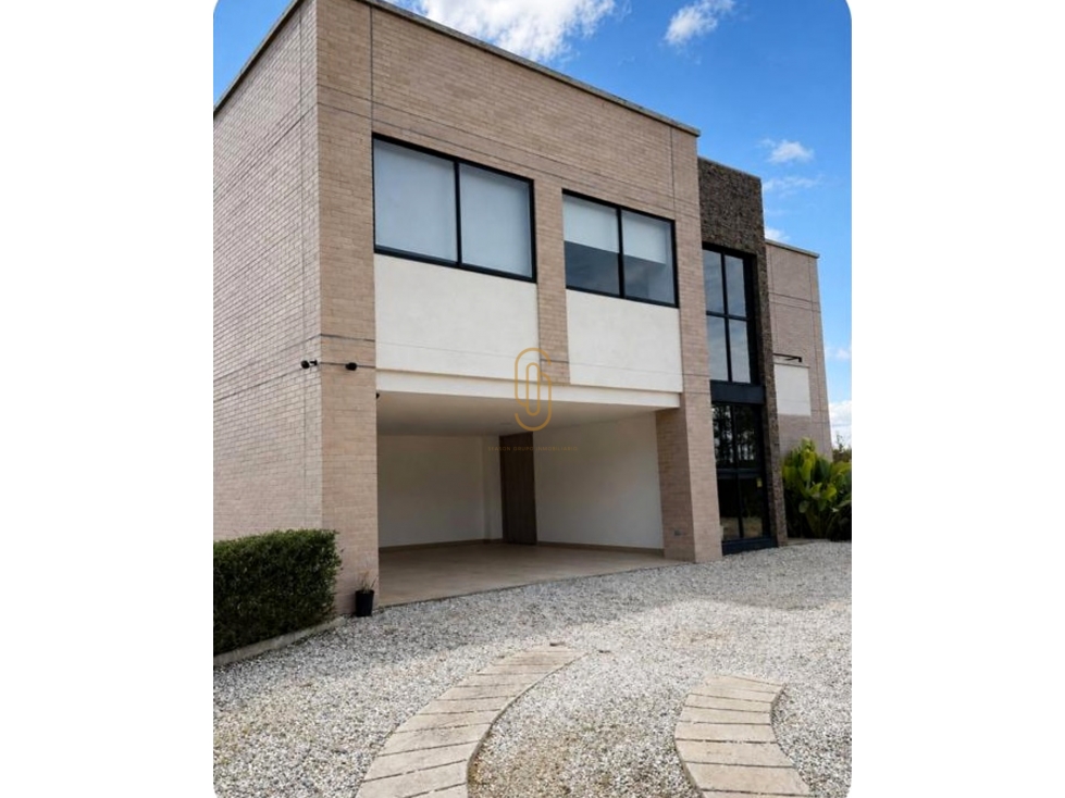 Renta Casa Vía Don Diego, La Ceja — foto 2