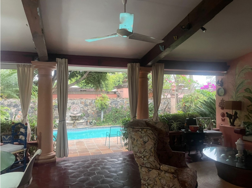 Se vende casa en Av. Palmira, Priv. Bel Senda, Col. Palmira Cuernavaca