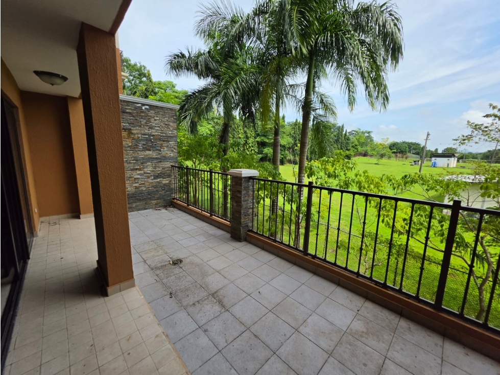 Venta de Apartamento en PH Embassy Club, Clayton - 2