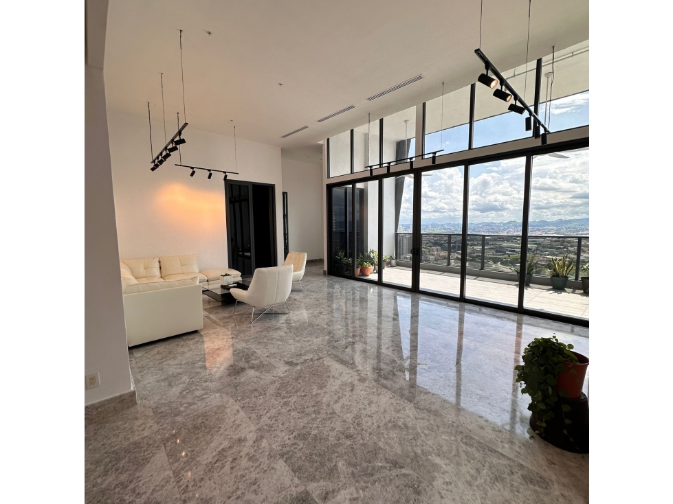 SE VENDE BELLO PENTHOUSE EN EMPIRE, SANTA MARÍA