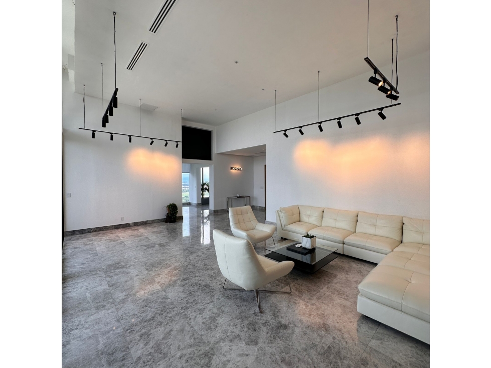SE VENDE BELLO PENTHOUSE EN EMPIRE, SANTA MARÍA — foto 3