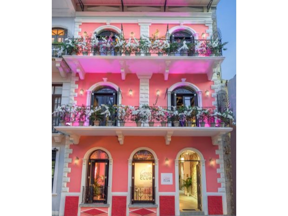 SE VENDEN OFICINAS EN CASA PÉREZ ALEMÁN, CASCO ANTIGUO