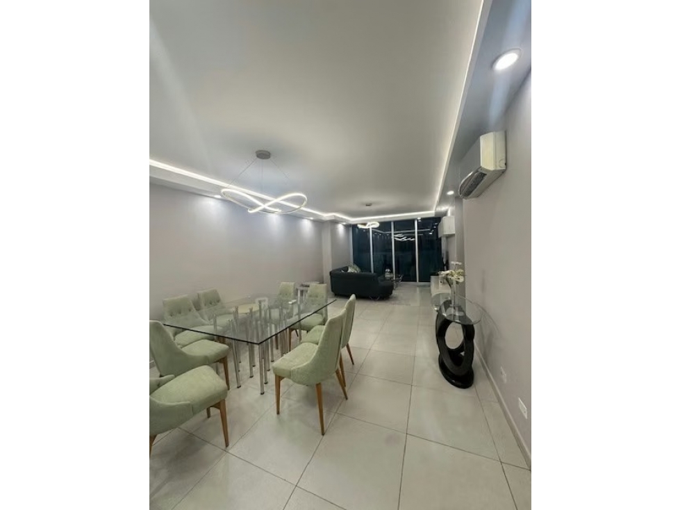 SE ALQUILA APARTAMENTO CON TERRAZA EN PH MARINA PLAZA - V. ISRAEL — foto 2