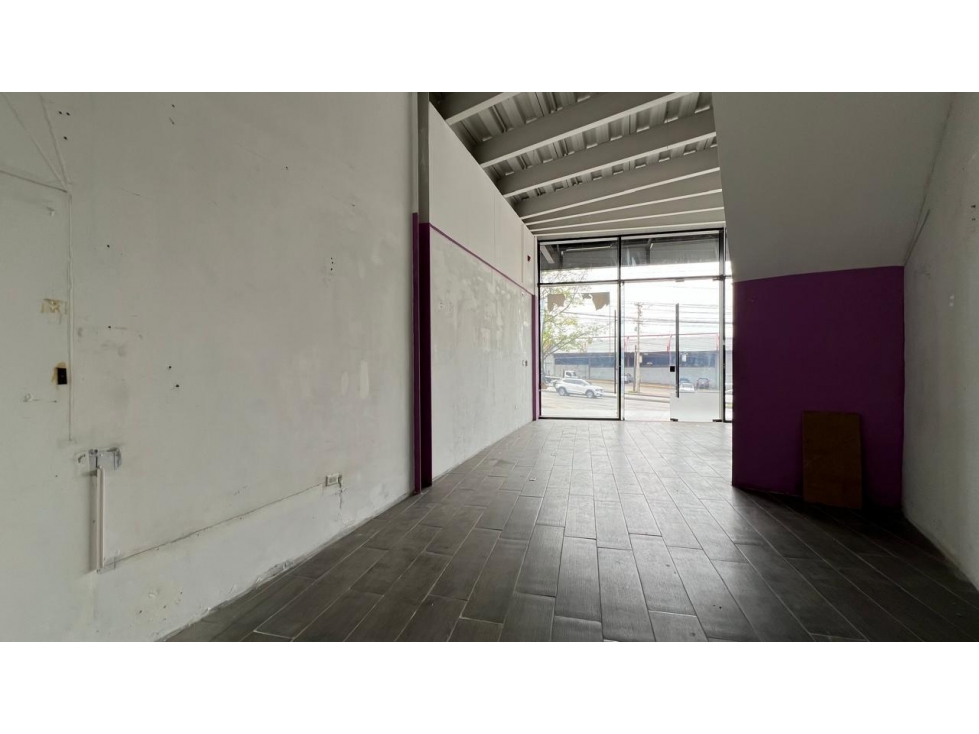 SE ALQUILA LOCAL COMERCIAL EN PLAZA MIDTOWN, EN LA RICARDO J. ALFARO — foto 4
