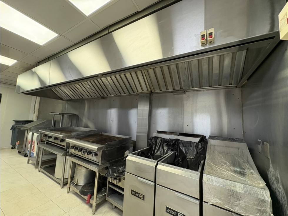 SE ALQUILA LOCAL COMERCIAL EN PLAZA MIDTOWN, SAN FRANCISCO — foto 6
