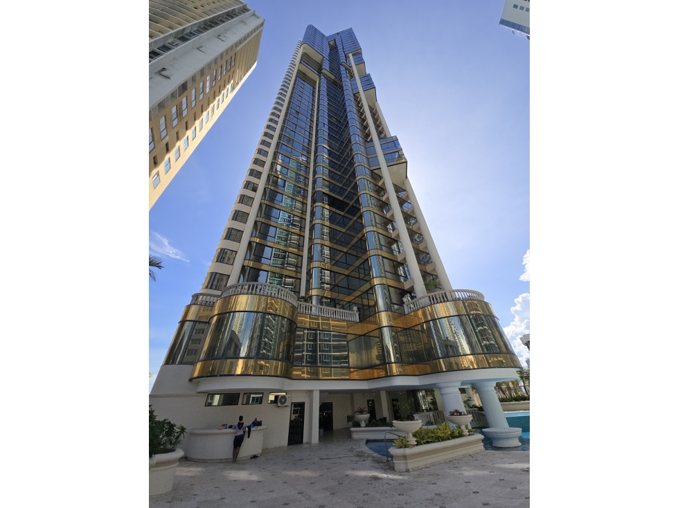 SE VENDE LINDO APARTAMENTO EN PH MIRAGE, PUNTA PAITILLA