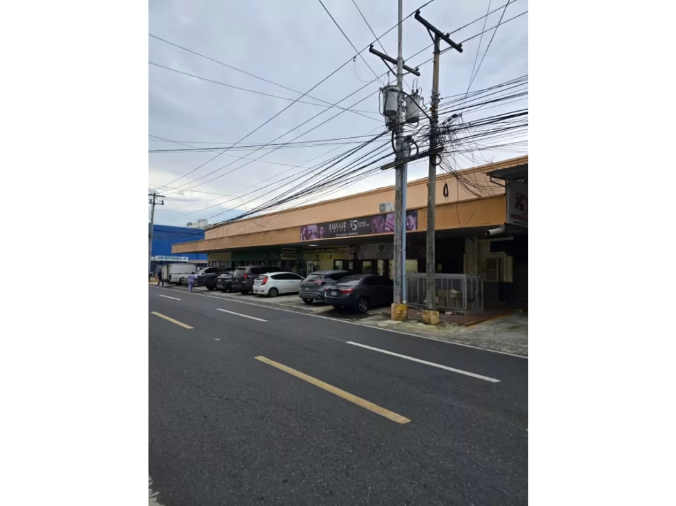 SE VENDE PLAZA COMERCIAL SOBRE TRANSÍSTMICA - 4