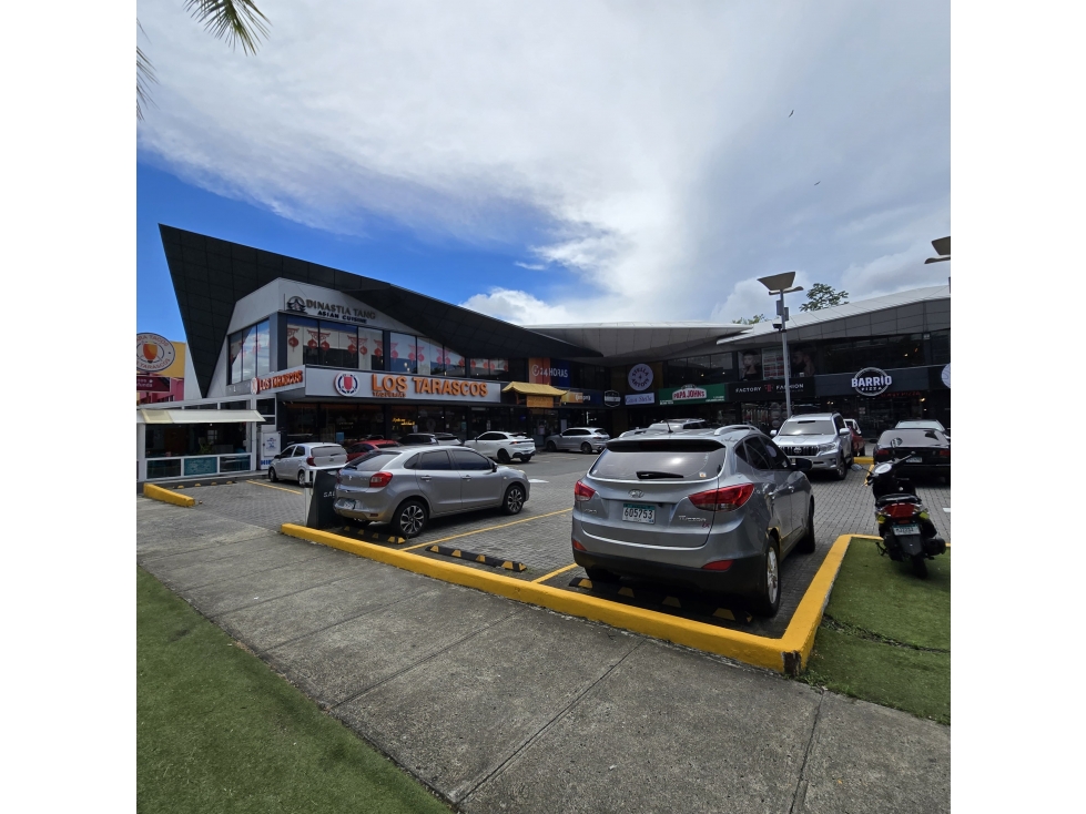 SE VENDE PLAZA COMERCIAL CON GRAN POTENCIAL DE RENTABILIDAD — foto 6