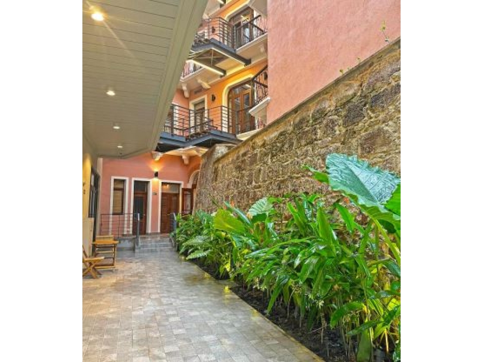 SE VENDE LOCAL COMERCIAL EN CASCO ANTIGUO, CASA CORDOVÉZ DE LEÓN — foto 5