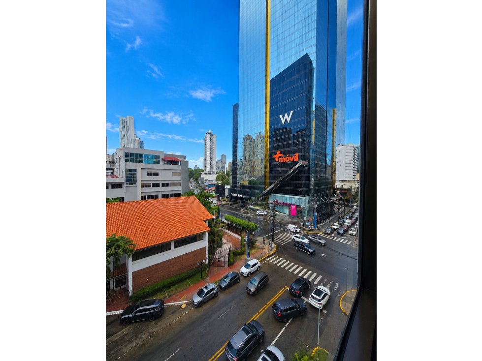 SE ALQUILAN OFICINAS EN CALLE 50, PAN AMERICAN LIFE PLAZA — foto 3