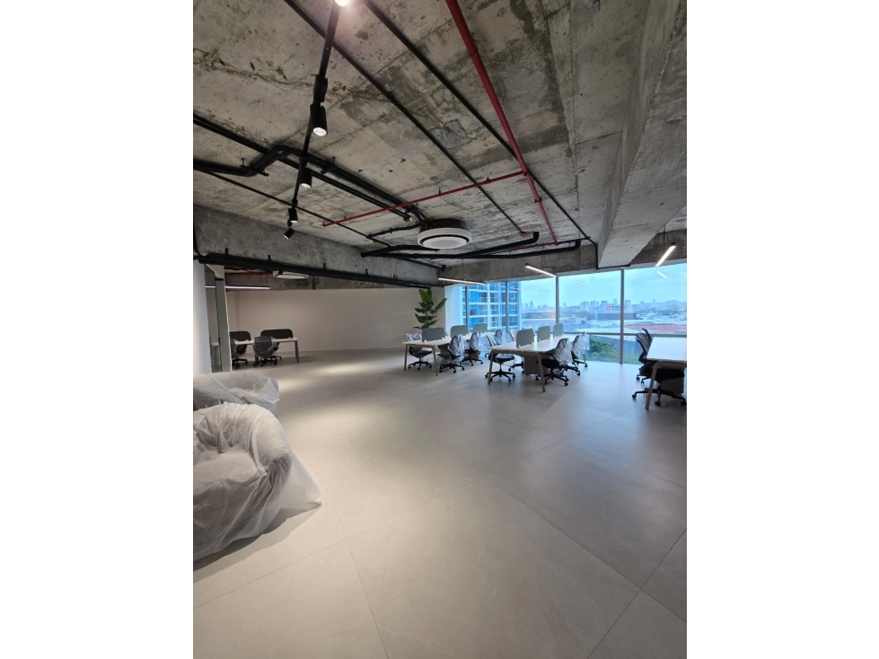SE ALQUILAN OFICINAS EN TORRE FINANCIAL PARK, COSTA DEL ESTE — foto 3