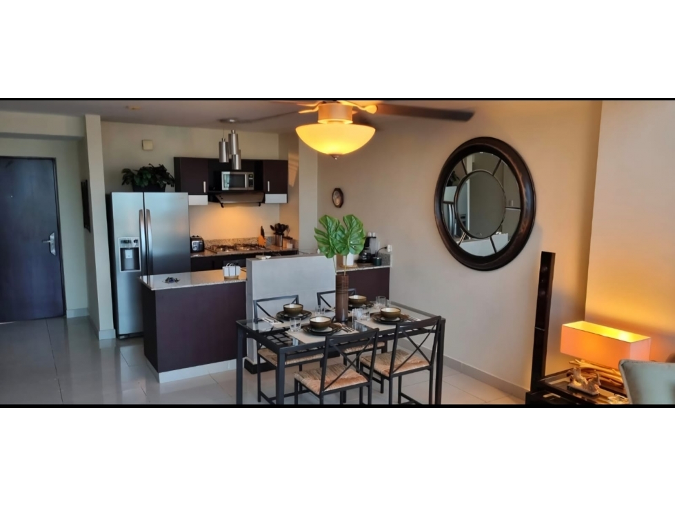 SE ALQUILA LINDO APARTAMENTO AMOBLADO EN PH VITRO LOFT EL CANGREJO — foto 4