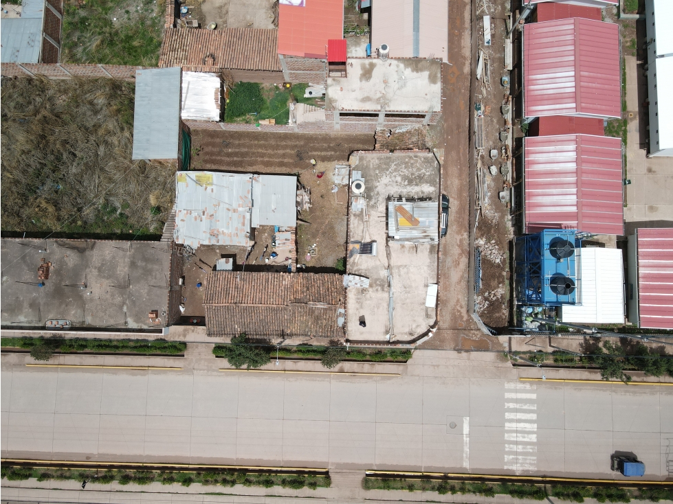 VENDO PROPIEDAD DE 300 M2 CON CASA EN IZCUCHACA - 2