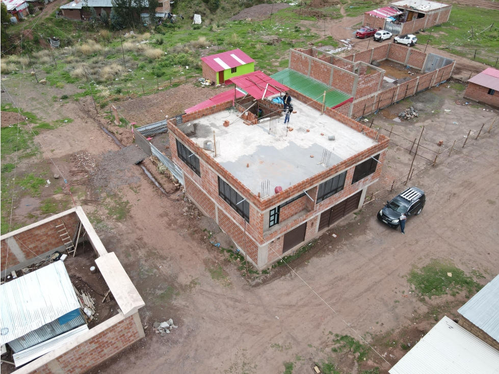 VENDO LOTE DE 200 M2 CON CASA DE 2 PISOS EN TICA TICA CUSCO PERU - 3