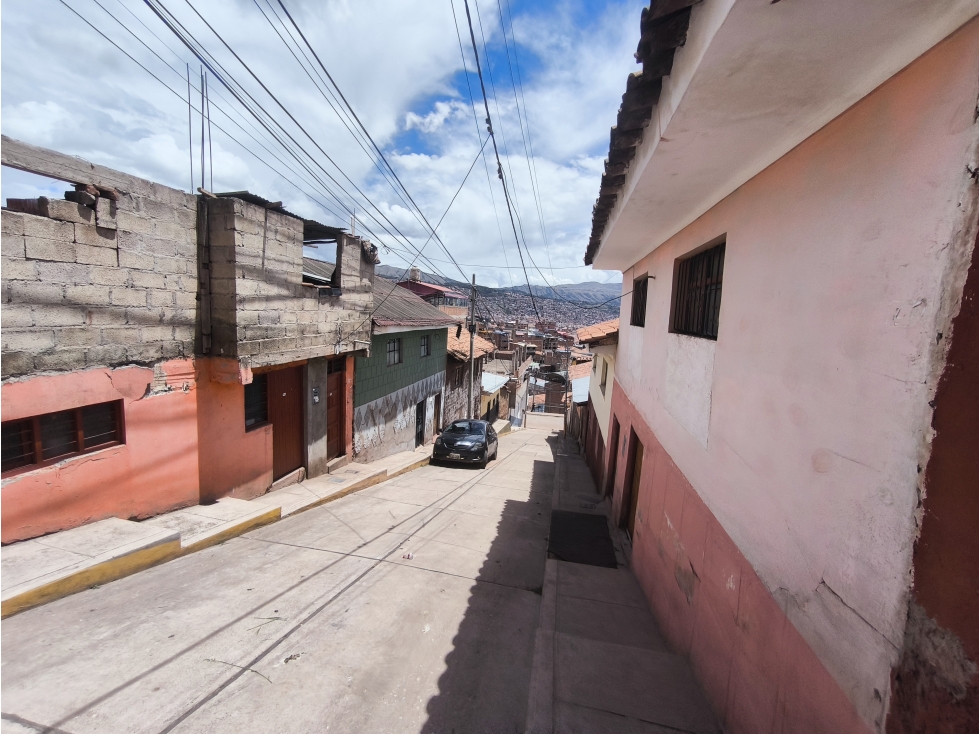 VENDO LOTE CON CASA DE 160 M2 FRANCISCO BOLOGNESI ZARZUELA CUSCO PERU - 4