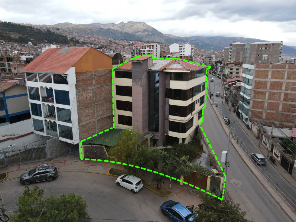 VENDO EDIFICIO MODERNO CON 3 FRONTIS SANTA MÓNICA, WANCHAQ, CUSCO - 2