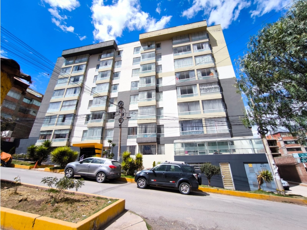 VENDO DEPARTAMENTO EN ESQUINA 74 M2 CON COCHERA Y DEPOSITO LARAPA - 1