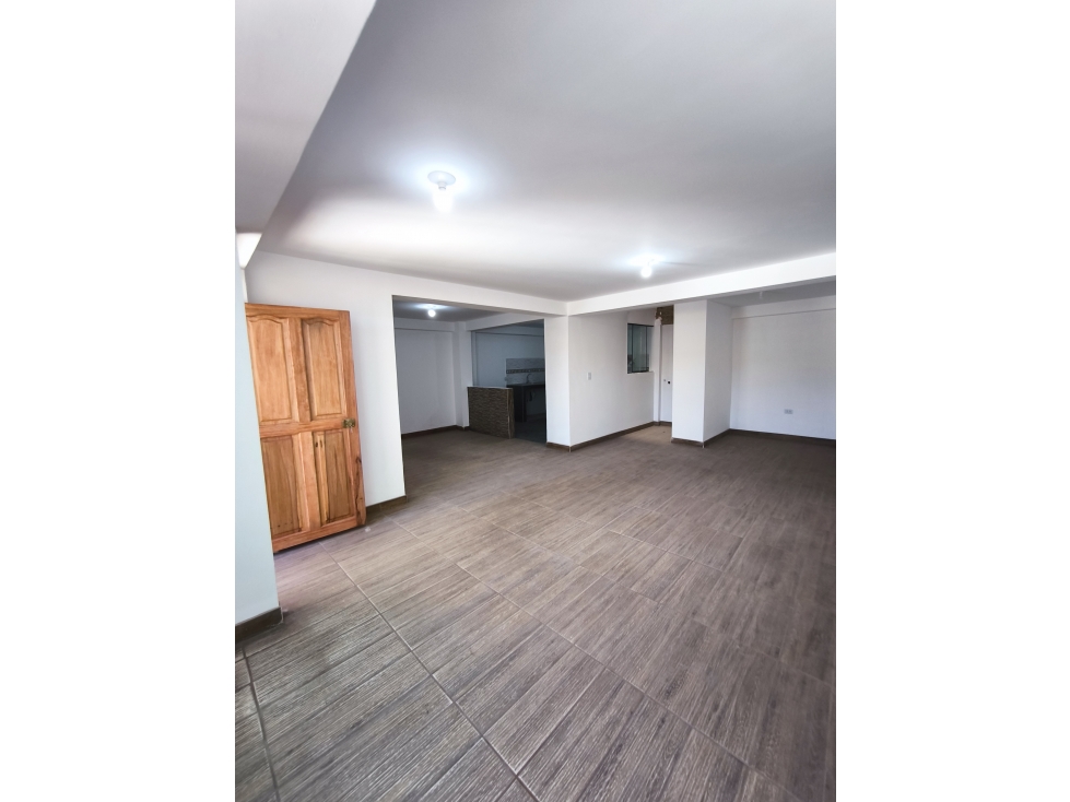 VENDO LOTE DE 140 M2 CON EDIFICACION CALLE ESPINAR SAN SEBASTIAN CUSCO - 4