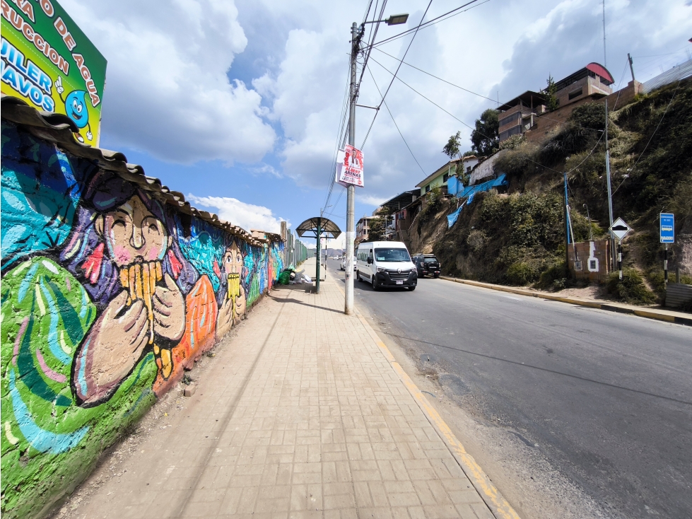 VENDO LOTE DE 2030 M2 EN AV. CIRCUNVALACION CUSCO PERU - 5