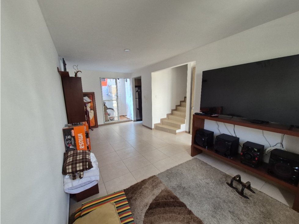 CASA EN VENTA EN UNIDAD MORINDA VITTAL, POPAYÁN