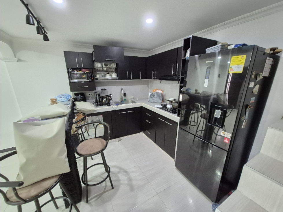 CASA EN VENTA EN EL BARRIO SAN CAMILO, POPAYÁN - 2