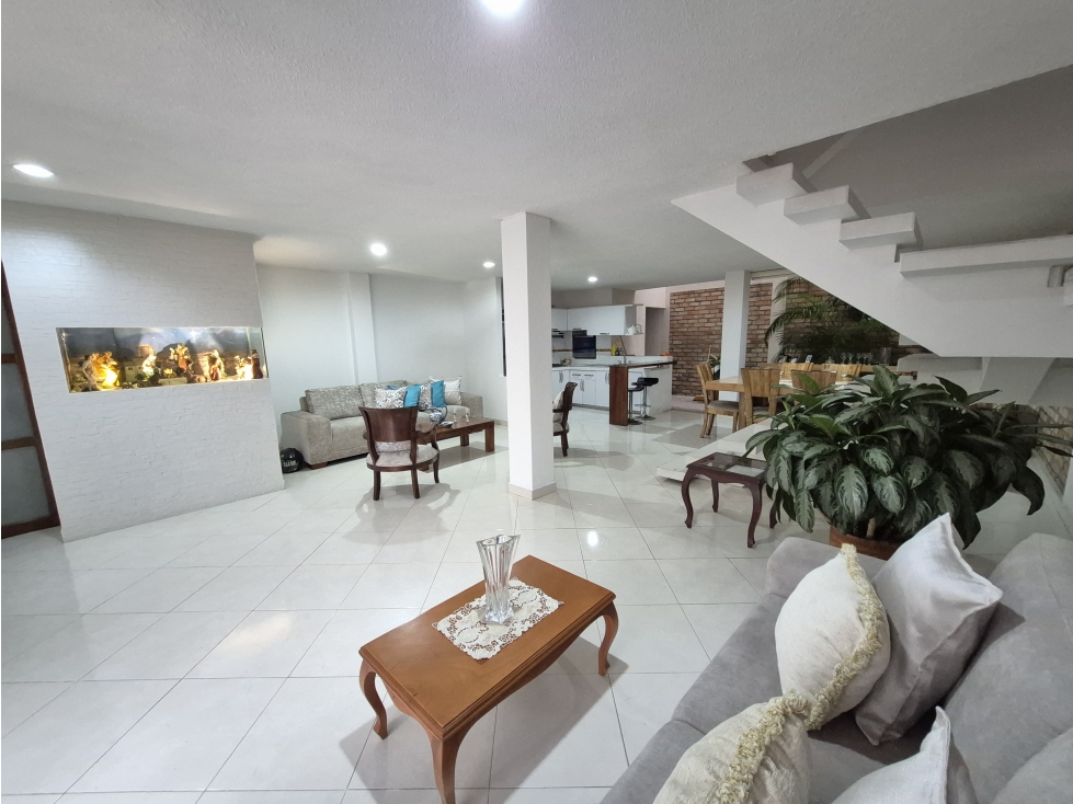 CASA EN VENTA EN EL CONJUNTO PORTAL DE POMONA, POPAYÁN