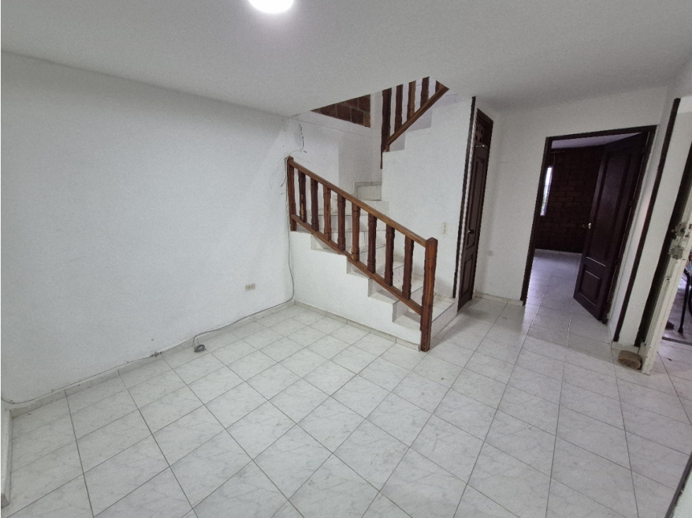 CASA ESQUINERA EN VENTA EN EL BARRIO SANTA LUCIA, POPAYÁN