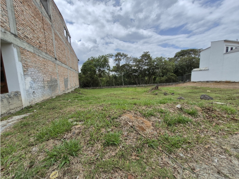 LOTE EN VENTA EN UNIDAD PUERTA DEL SOL - BARRIO CAMPAMENTO, POPAYÁN