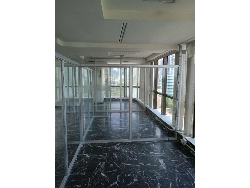 Oficina Torre Bac piso 8