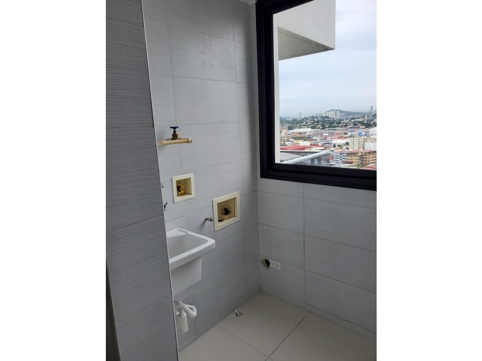 CARRERAS TOWER, ALQUILER, CANGREJO — foto 6