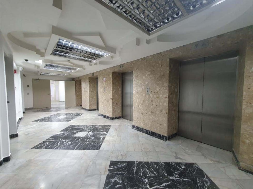 Oficina Torre Bac piso 8 — foto 5