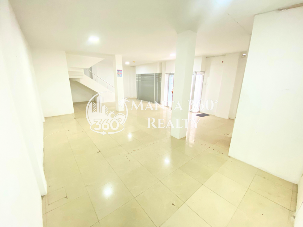 Edificio comercial en venta centro de Manta — foto 3