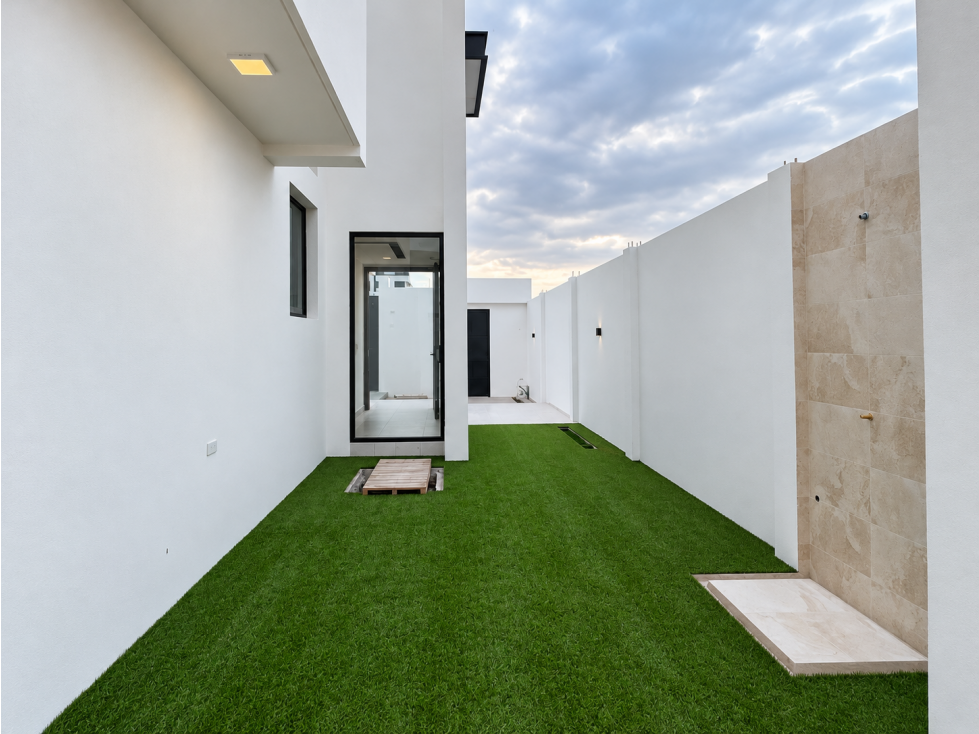 Casa en venta en Cristal Azul, Manta, con piscina privada — foto 5