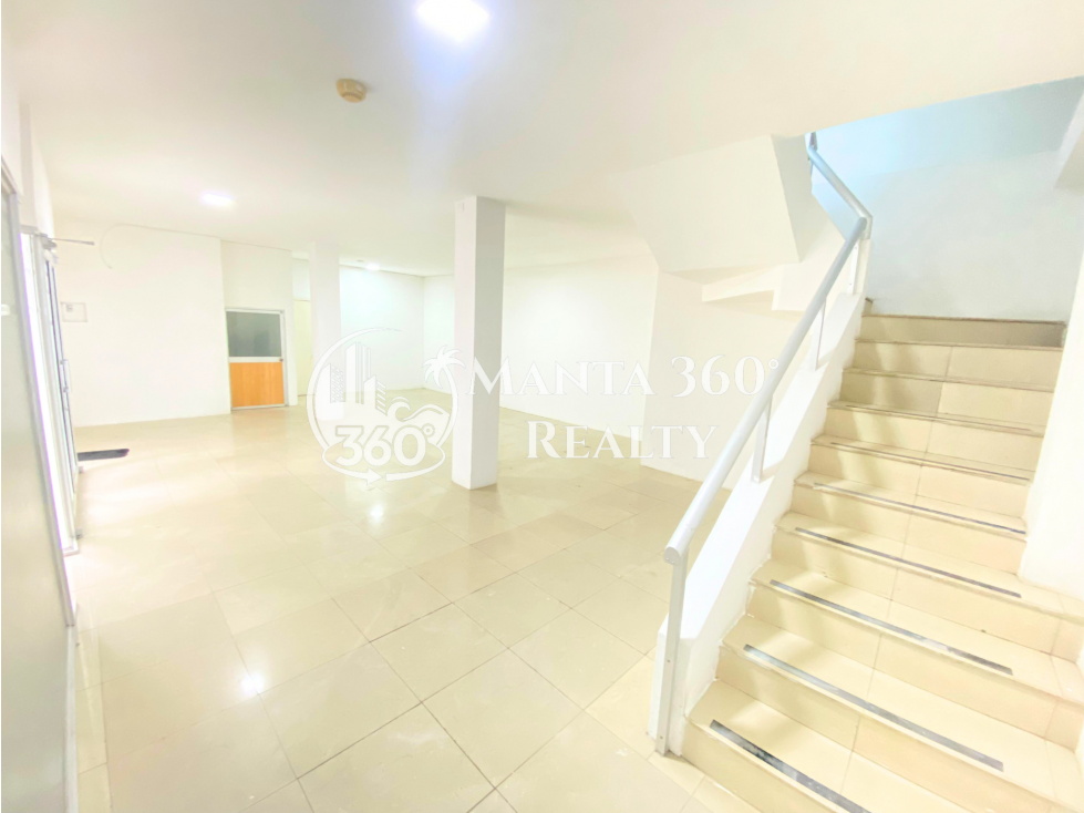 Edificio comercial en venta centro de Manta — foto 2