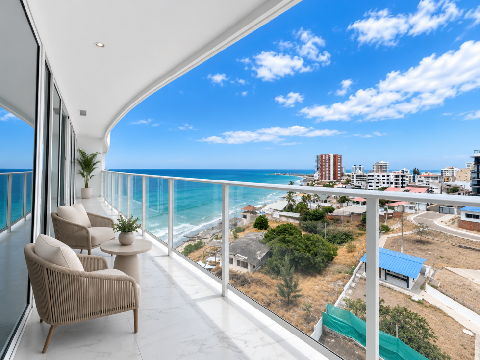 Departamento en venta en Grand Bay Manta con vista al mar