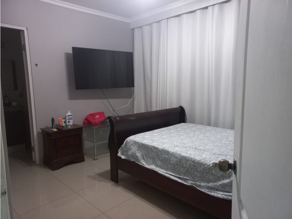 Se alquila apartamento en Bella Vista — foto 4