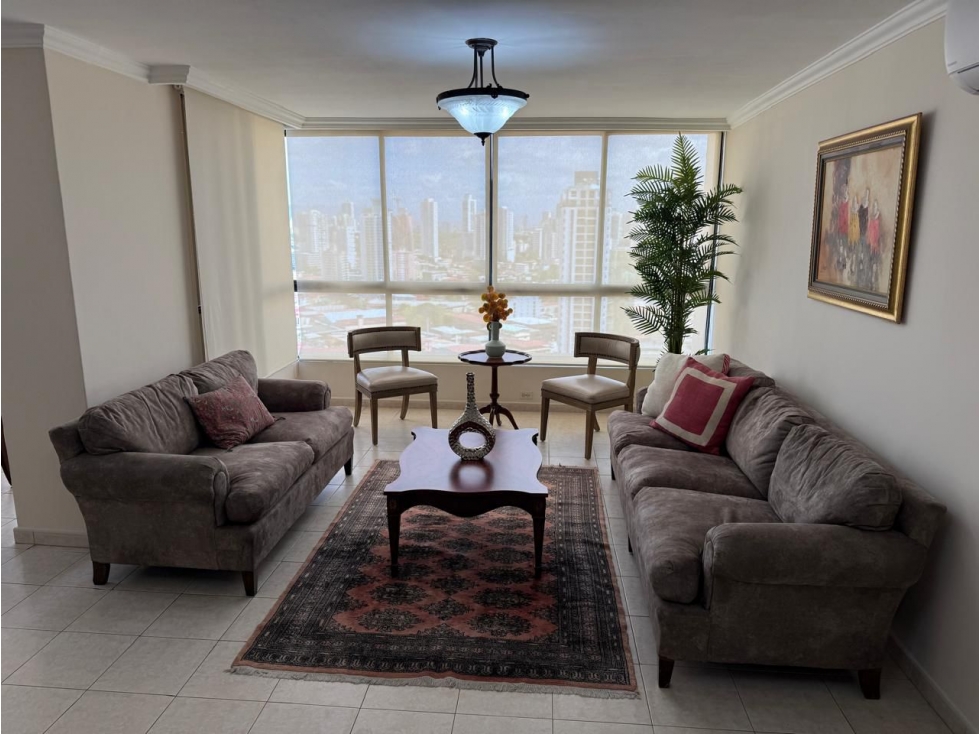 Se alquila apartamento en Obarrio
