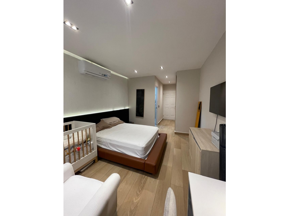 Se vende casa en San Antorinio - 3