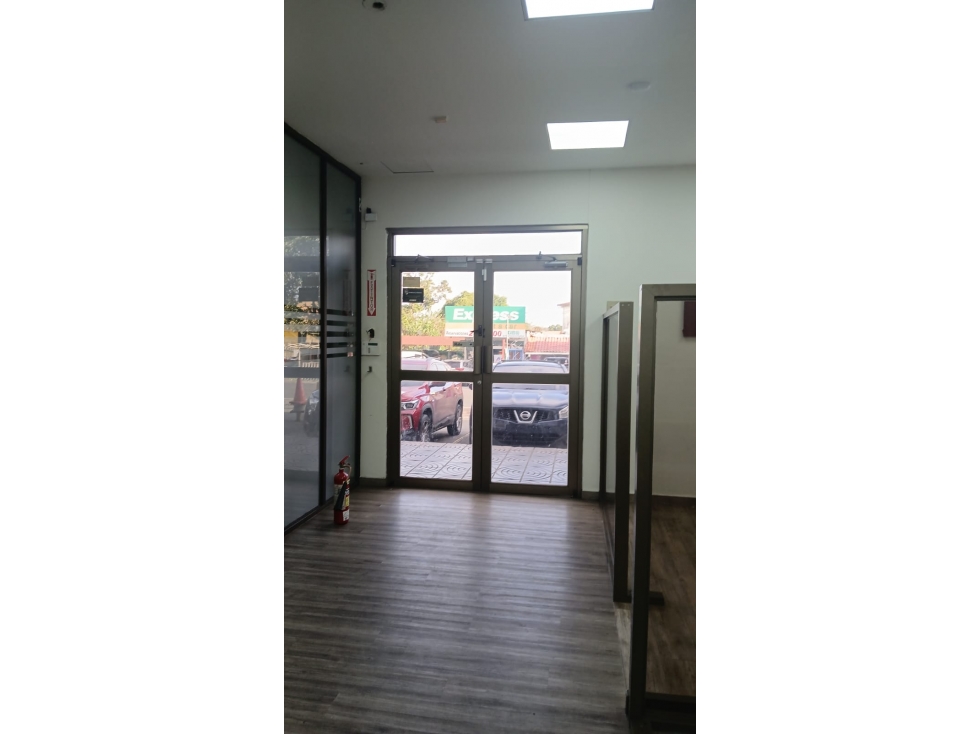 ALQUILER DE LOCAL EN CHORRERA YD — foto 4
