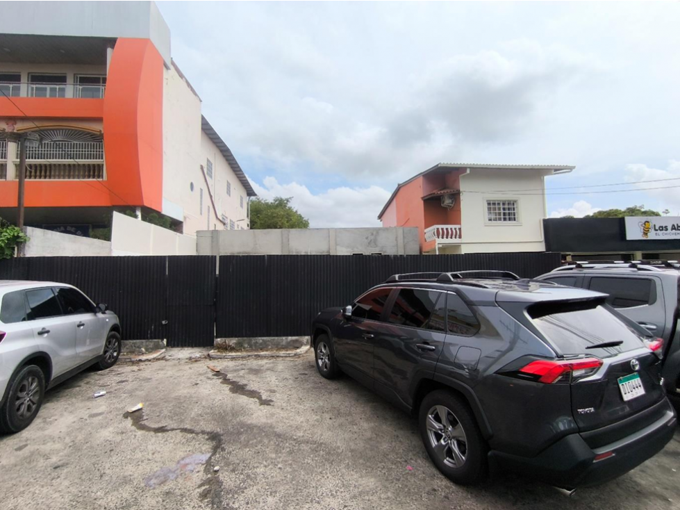 SE VENDE CASA COMERCIAL - LA CHORRERA
